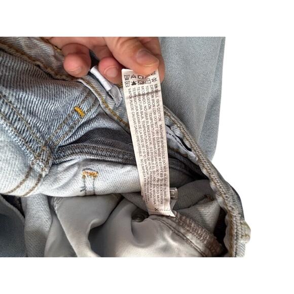 Forever 21 Patchy Light and Medium Wash Wide Leg Jeans Size 26 - Picture 7 of 8